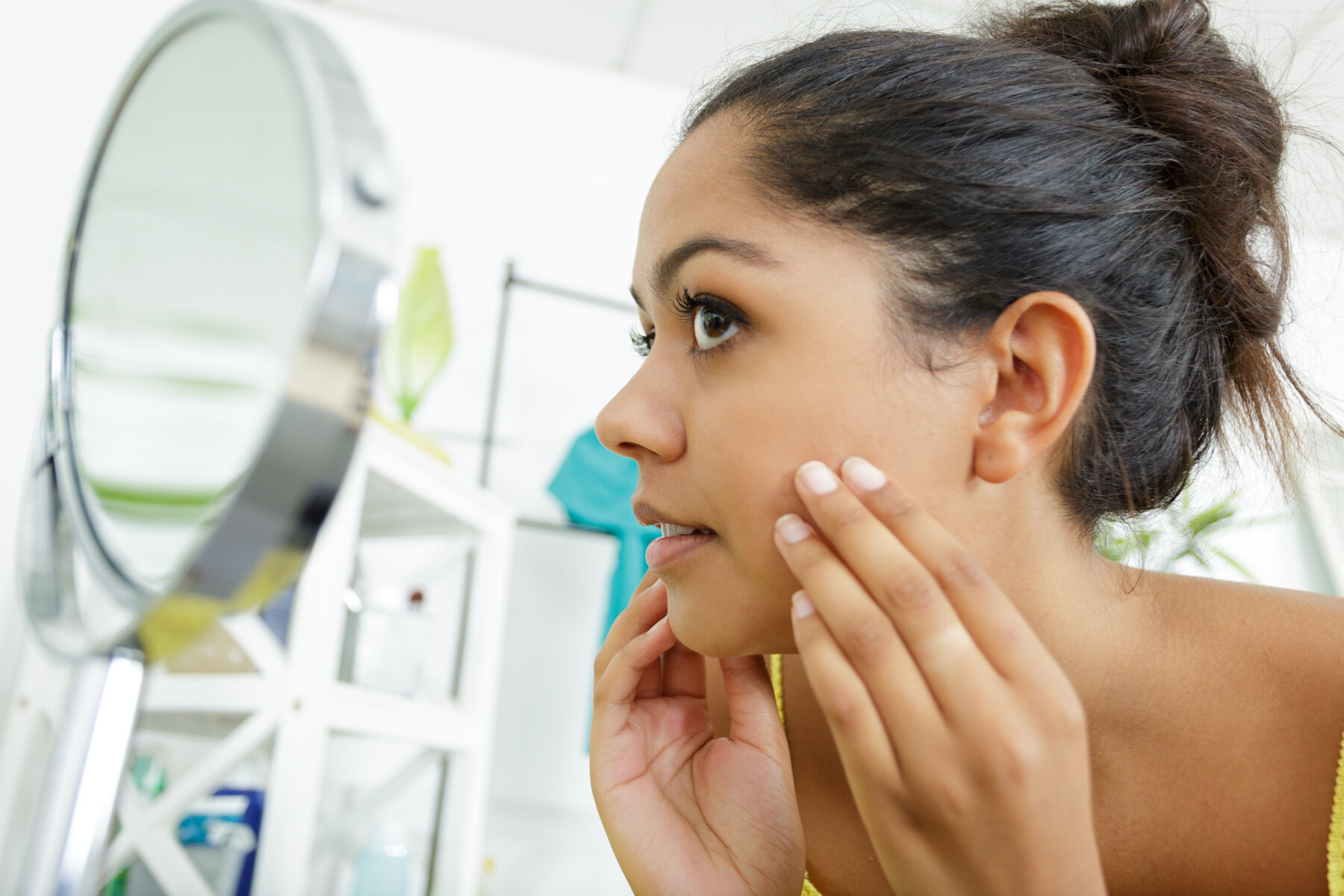 5 mitos da pele com acne