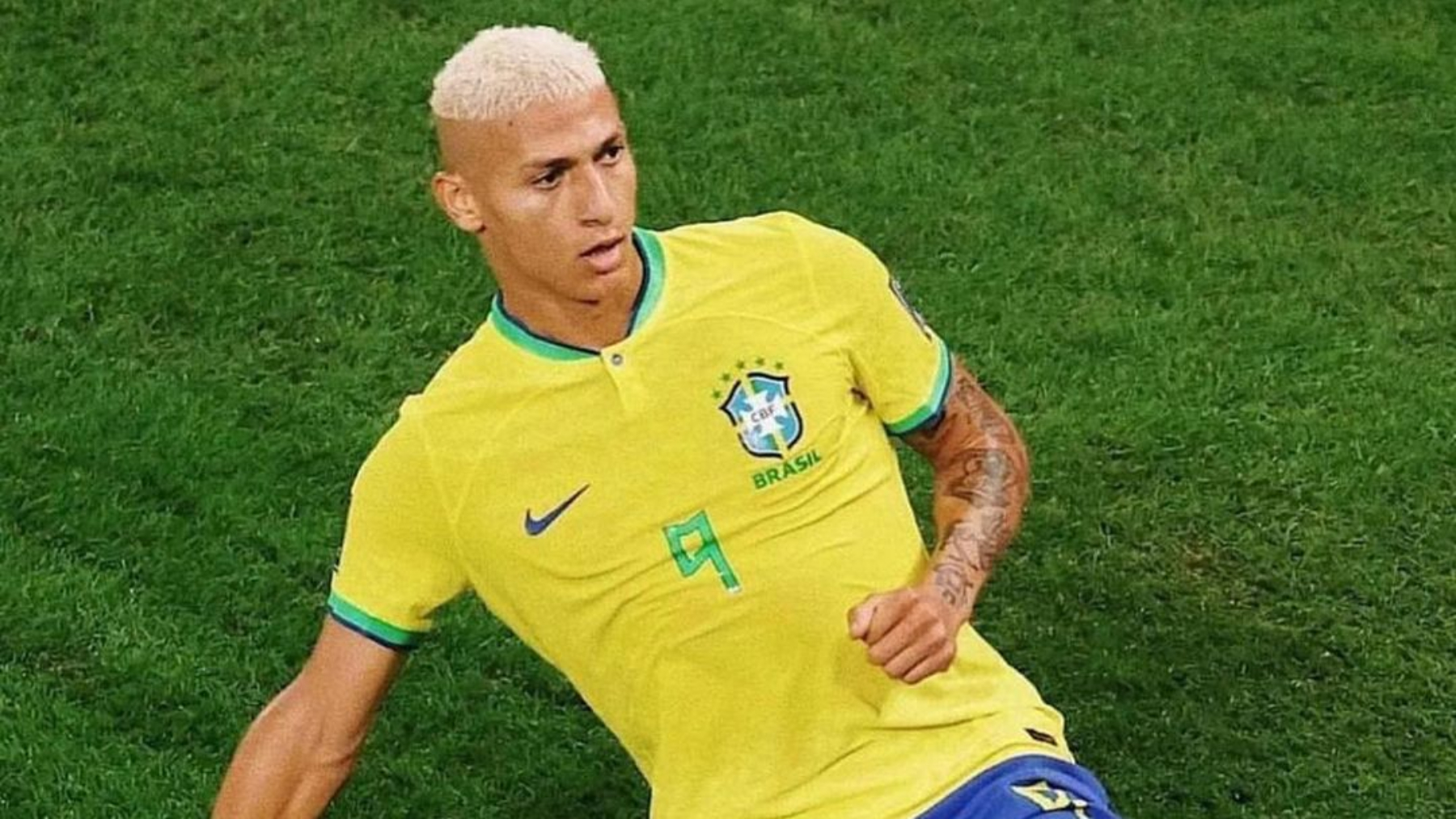 Apoio de Richarlison à Seleção Feminina reflete a invisibilidade das mulheres esporte