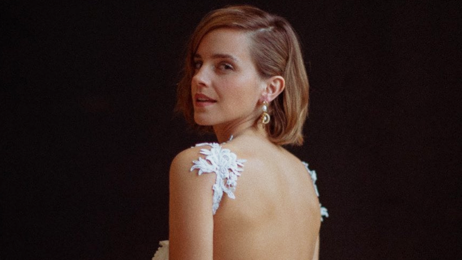 Emma Watson e outras famosas vítimas de pornô criado por inteligência artificial