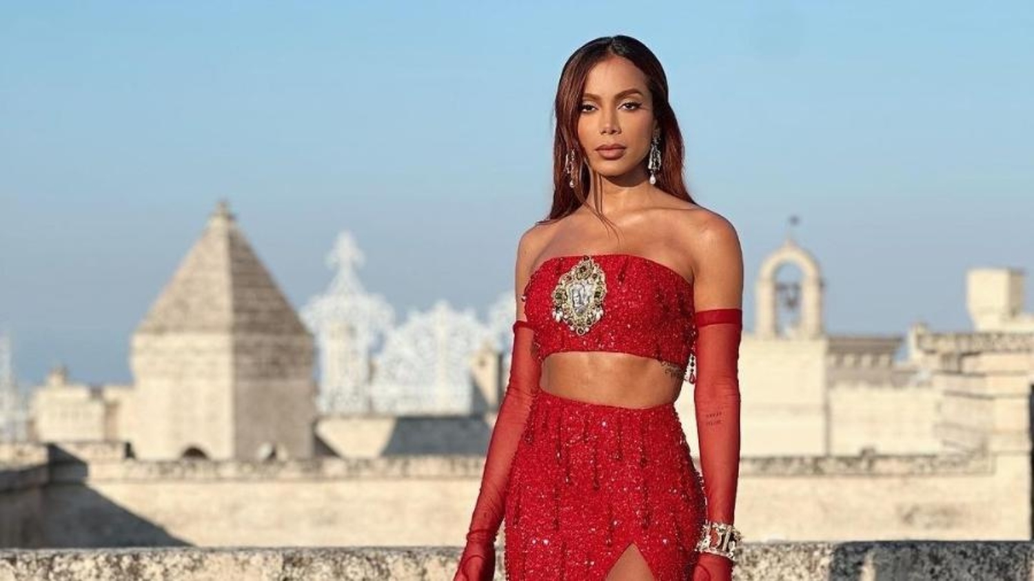 Anitta reflete sobre a toxicidade da internet e como lidou com seu 1º cancelamento